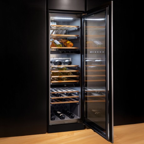 Bertazzoni RWC177B4TPNP Εντοιχιζόμενος Συντηρητής Κρασιών 88 Φιαλών 55εκ. 